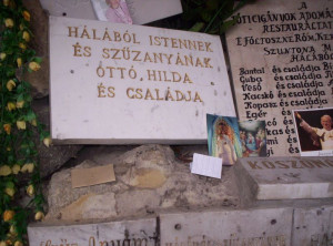 Письма к Деве Марии в Матроверебеле-Женткут (Венгрия). Фото: К. Фраухаммер 2005.